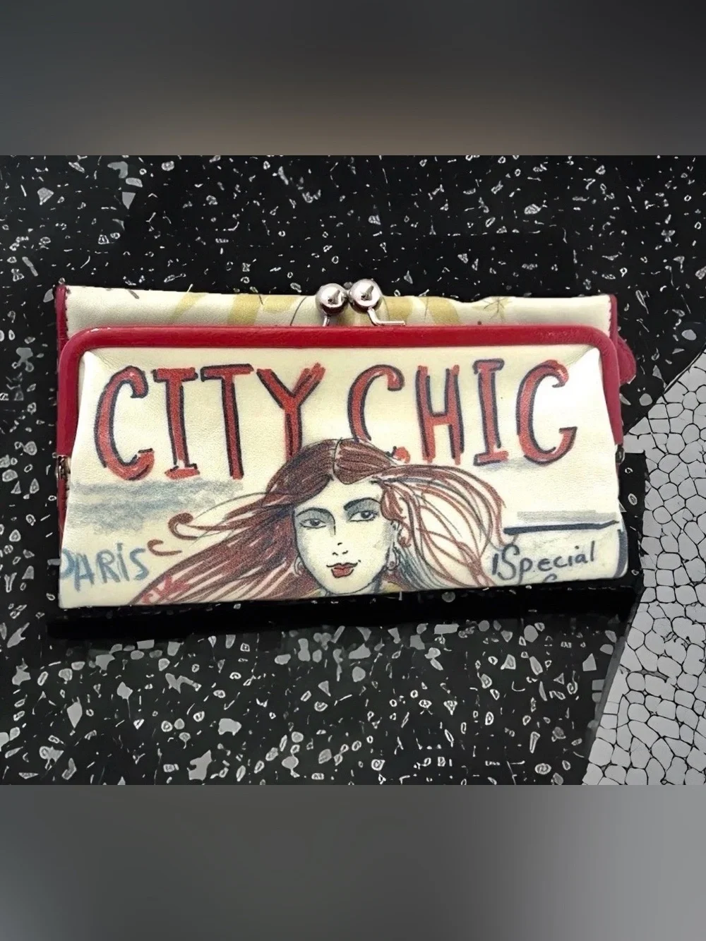 Vintage Brighton City Chic Graffiti Art Leather Trifold Fashionista KISS Wallet